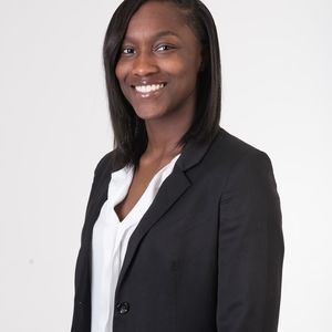 Meet your Posher, Akilah